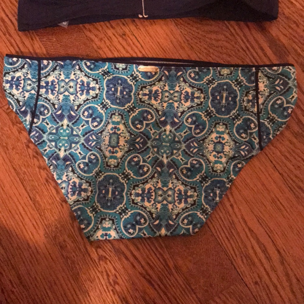 blue pattern bikini set - Picture 3 of 7